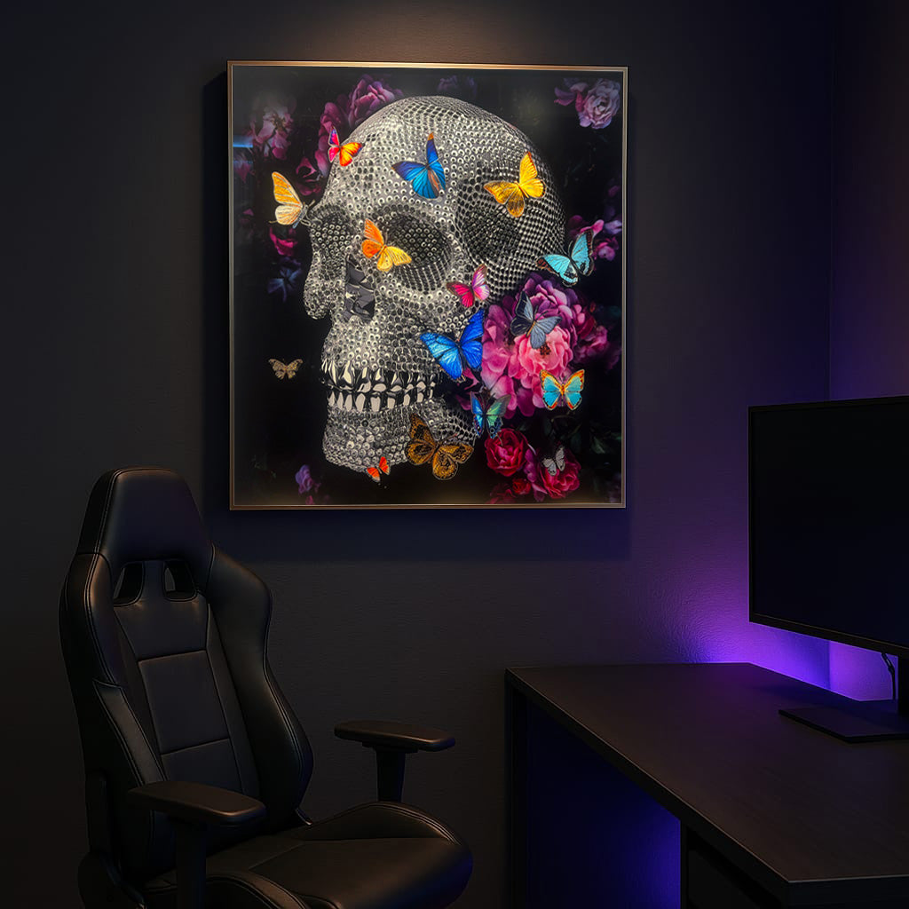 Tableau Crâne Diamanté avec Papillons Colorés - Art Gothique Moderne Encadré Or