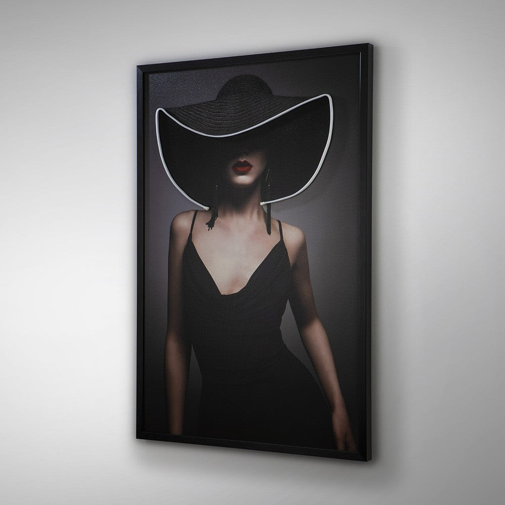 Tableau Femme au Chapeau - Œuvre d'Art Originale LED - Portrait Élégant Contemporain