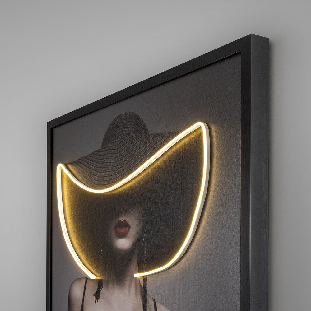 Tableau Femme au Chapeau - Œuvre d'Art Originale LED - Portrait Élégant Contemporain