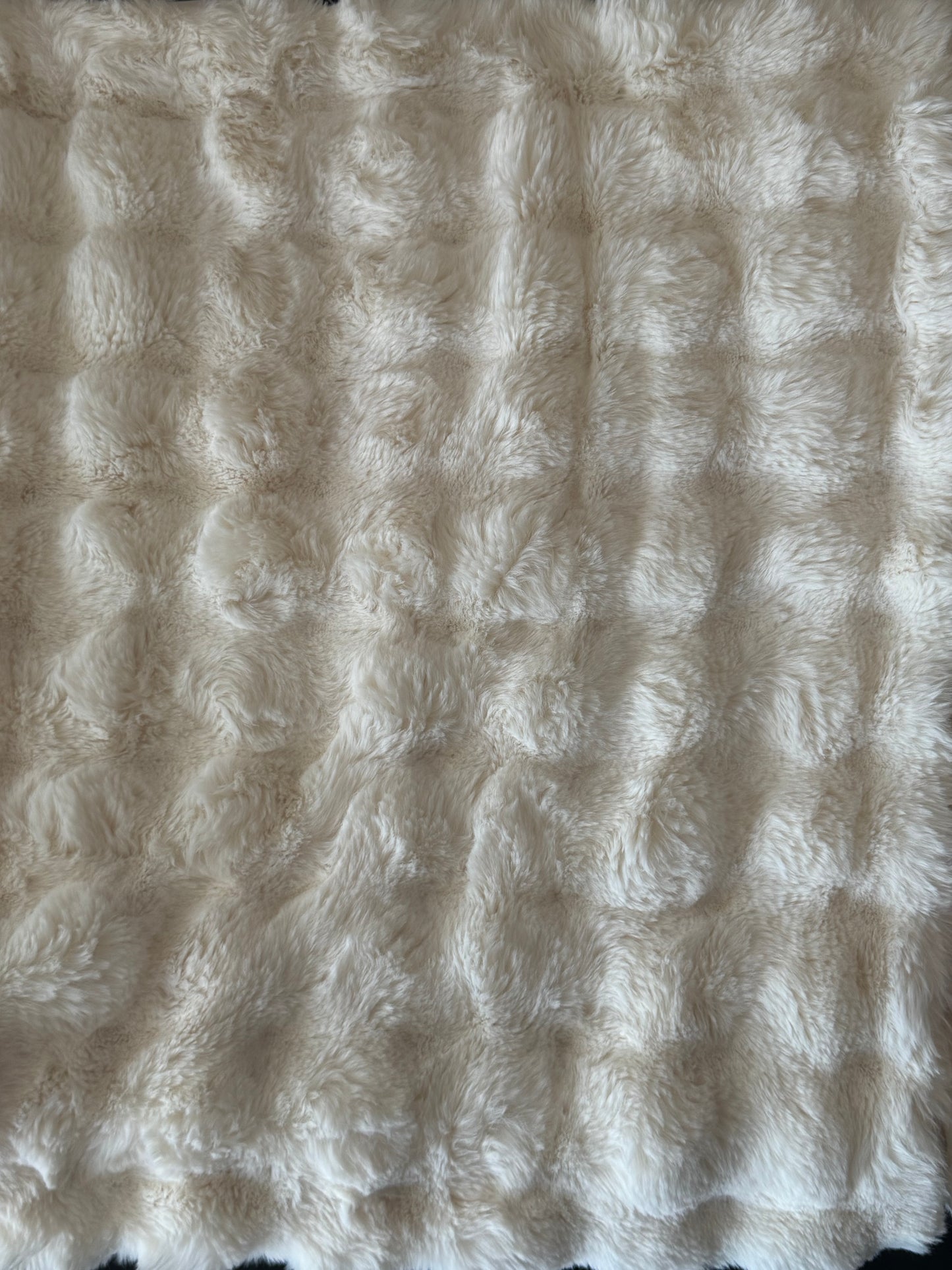 Plaid Fausse Fourrure Crème Luxueux - Couverture Ultra Pelucheuse Déco Premium