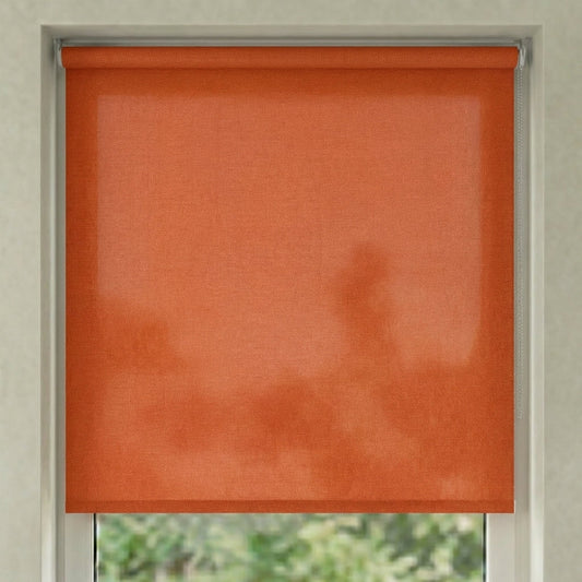 Store screen enrouleur coloris orange réf. B-242, toile 75% Black-out sur mesure Bargaoui Rideaux