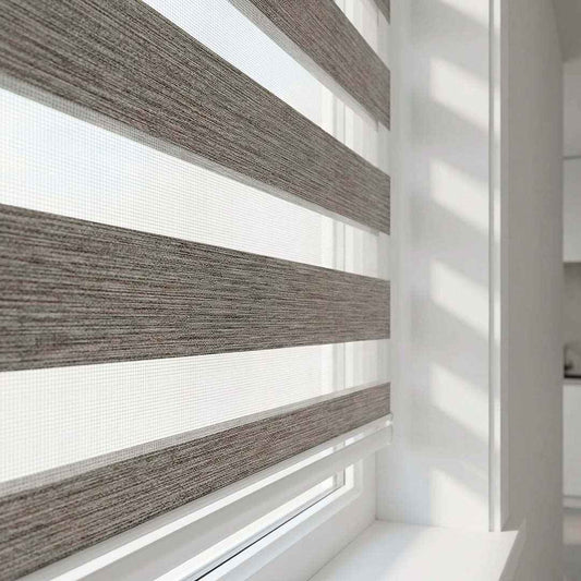 Store Zebra Uni Effet Lin Écru Rayé Gris Clair DA-142 Sur Mesure