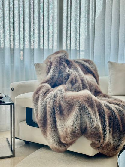 Plaid Fausse Fourrure Luxe Taupe - Couverture Douce Extra Moelleuse