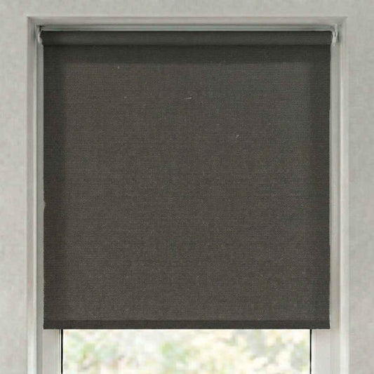 Store screen enrouleur coloris anthracite mat réf. S1-123, toile 75% Black-out sur mesure Bargaoui Rideaux