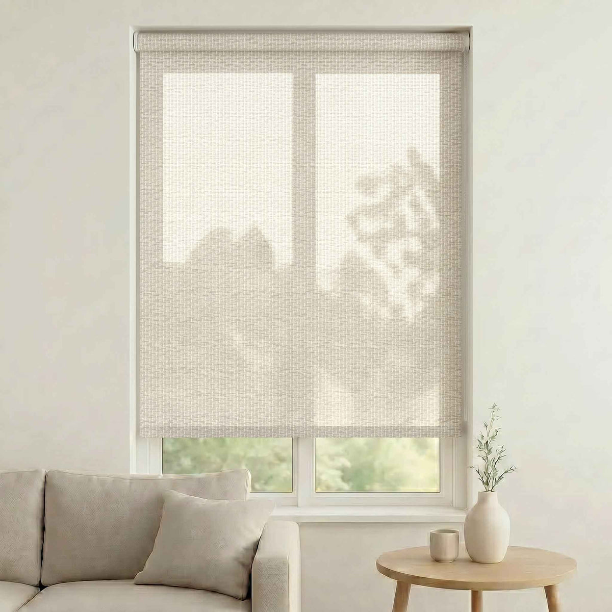 Store screen enrouleur coloris blanc cassé tissé fin réf. SC-118, toile 50% Black-out sur mesure Bargaoui Rideaux