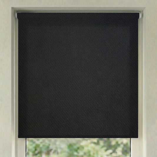 Store screen enrouleur coloris noir graphite réf. SC-121, toile 75% Black-out sur mesure Bargaoui Rideaux