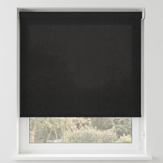 Store screen enrouleur coloris noir anthracite réf. SC-25, toile 75% Black-out sur mesure Bargaoui Rideaux