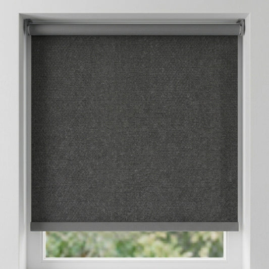 Store screen enrouleur coloris gris charbon clair réf. SC-99, toile 75% Black-out sur mesure Bargaoui Rideaux