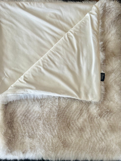 Luxehome Plaid Fourrure Ultra Doux, Beige Rayé - Couverture Fausse Fourrure Haute Qualité, Motif Ondulé, Canapé Salon, Super Moelleuse et Luxueuse