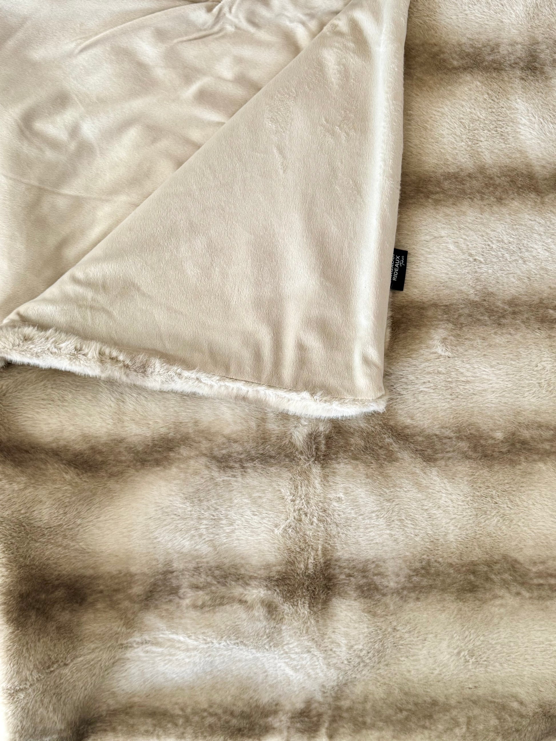 plaid fausse fourrure beige rayure ondulée haute qualité ultra doux couverture confortable salon jeté décoration linge de maison polaire